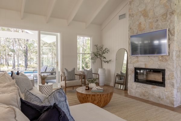 Lake Weyba - Hamptons Style Custom Build